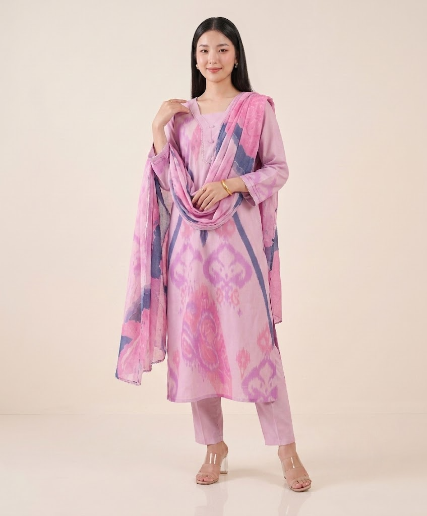 Mauve Pink Muslin Kurta Set with Pearl Border Details